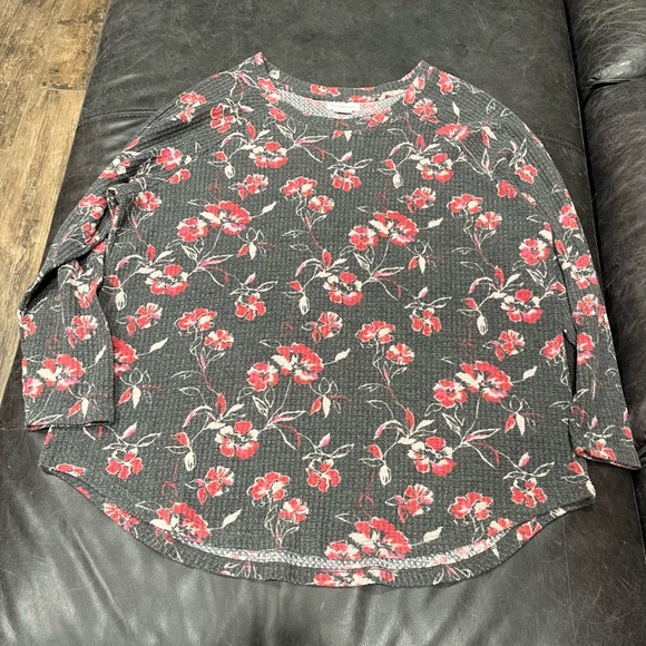 Peace & Pearls Floral Long Sleeve Waffle Knit Top - Picture 1 of 4